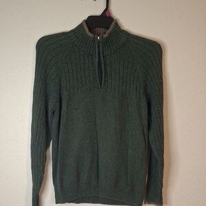 Columbia Green Sweater size medium